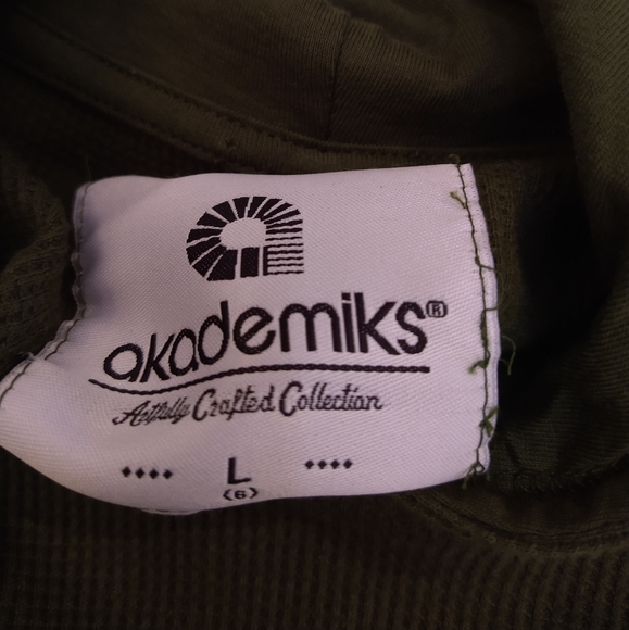 NWT Akademics hooded t-shirt for boys or girls - Picture 3 of 10